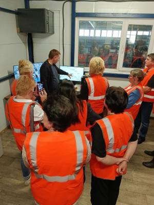 Для жителей Шацкого района провели экскурсию по сортировочному комплексу «Рязанский Скарабей»